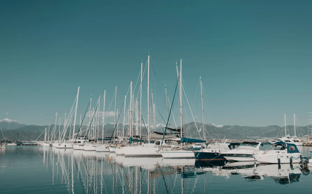 Family-Friendly Yacht Rentals in Dubai