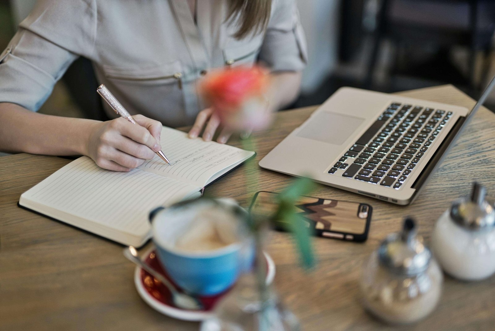Hidden Dangers of Using ChatGPT and AI for Your Content Marketing